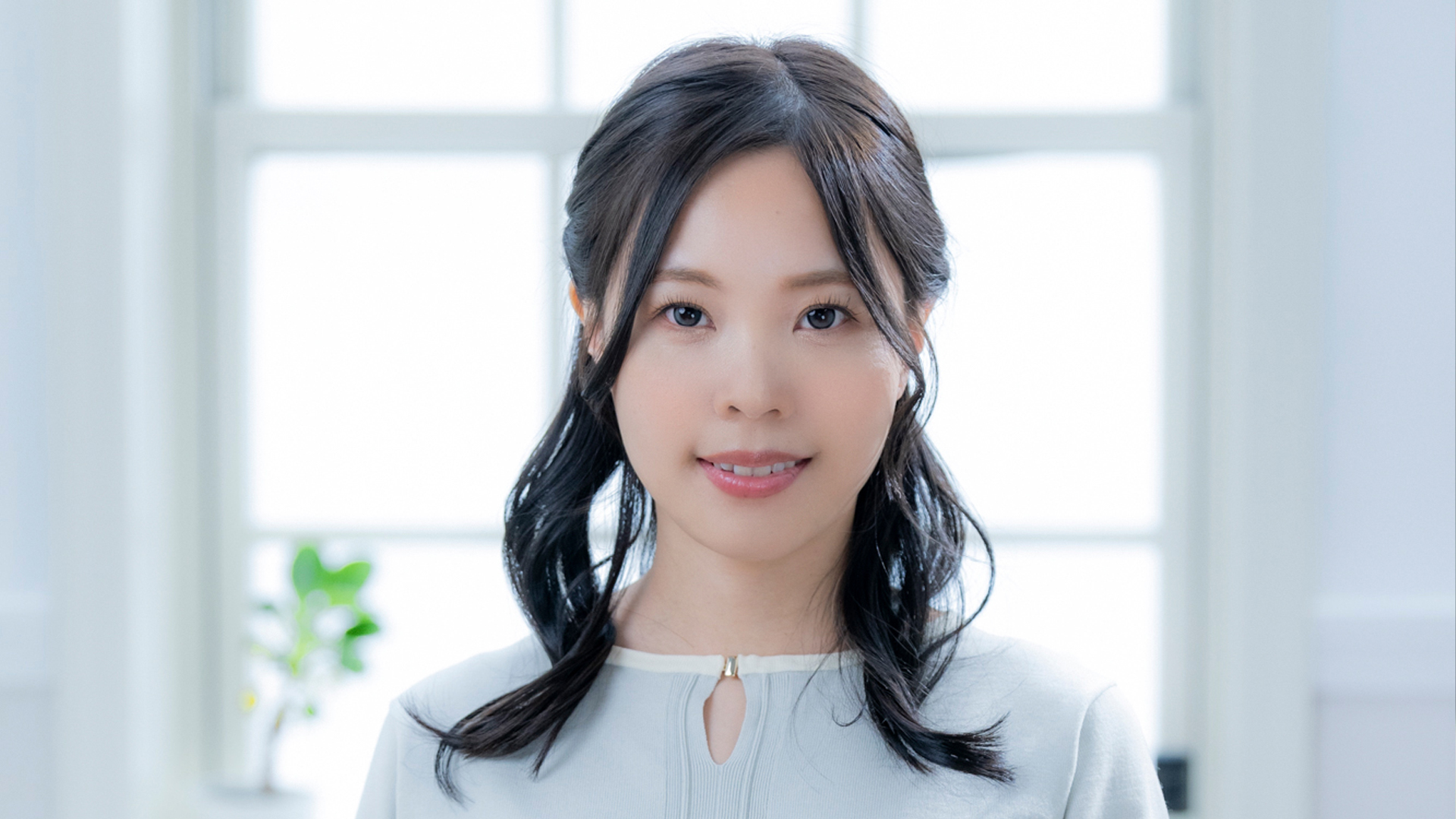 三上咲トップイメージ